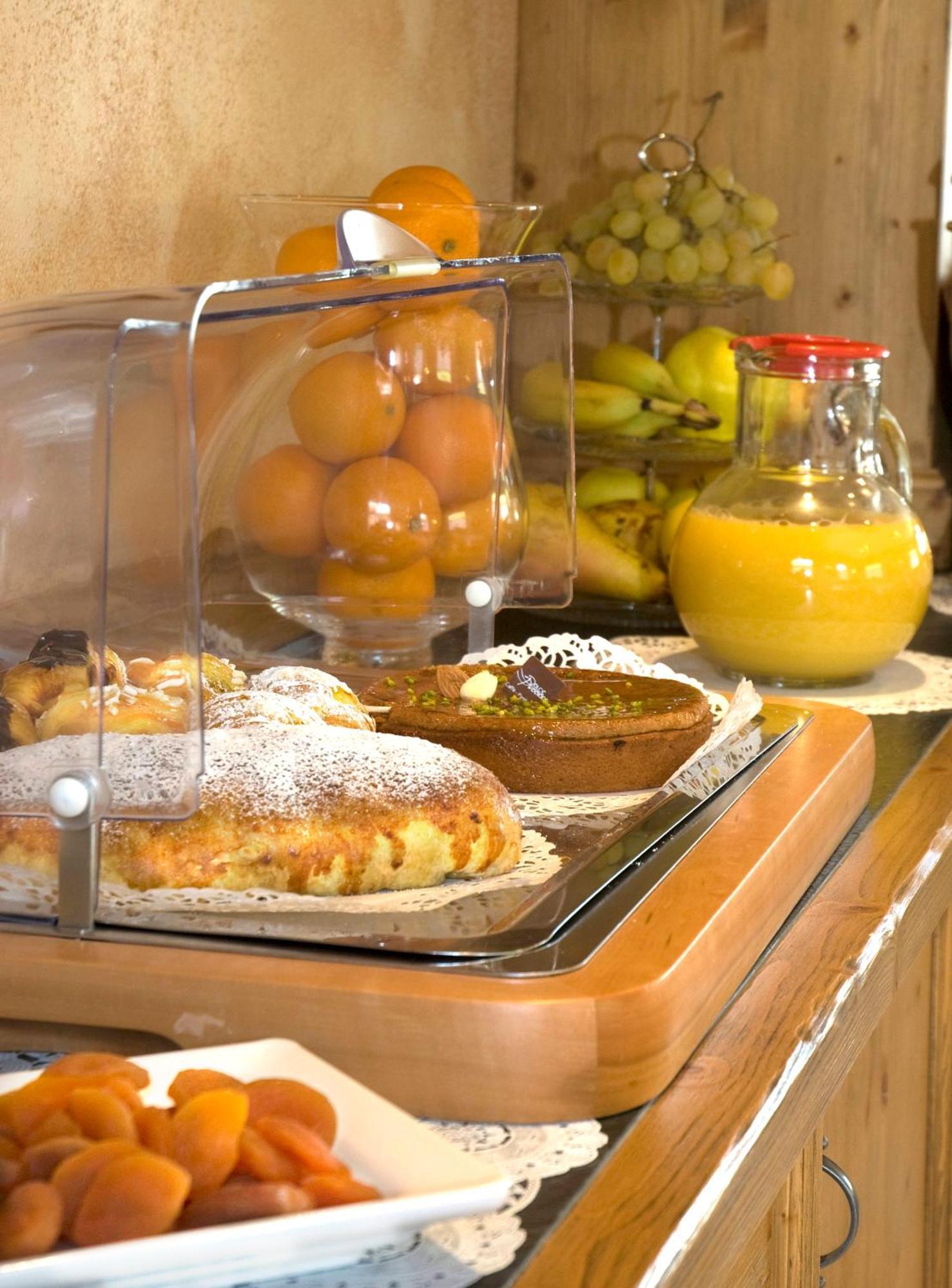 Hotel Costanza Mountain Holiday Livigno Luaran gambar