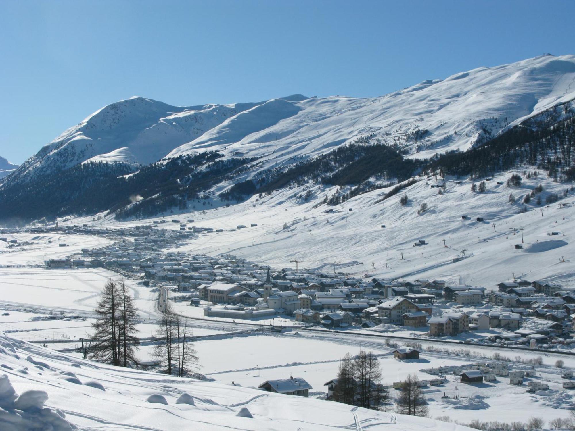 Hotel Costanza Mountain Holiday Livigno Luaran gambar