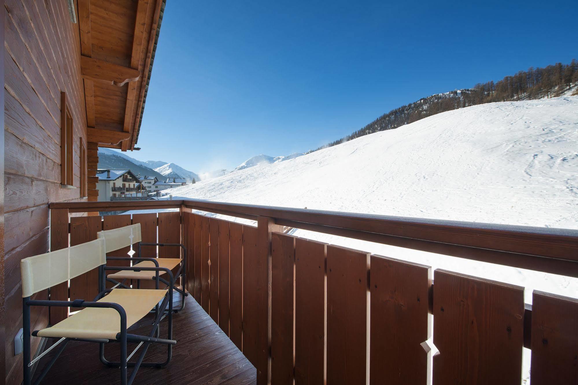Hotel Costanza Mountain Holiday Livigno Luaran gambar